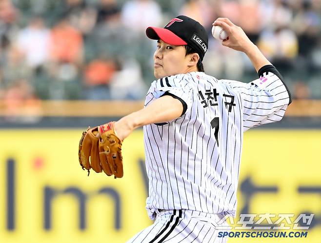27일 잠실야구장에서 열린 한화와 LG의 경기, LG 선발투수 임찬규가 역투하고 있다. 잠실=허상욱 기자wook@sportschosun.com/2025.05.27/