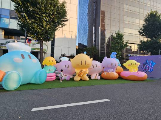 지난해 8월, 대전 '0시 축제'에 등장한 꿈씨 패밀리. 대전일보DB