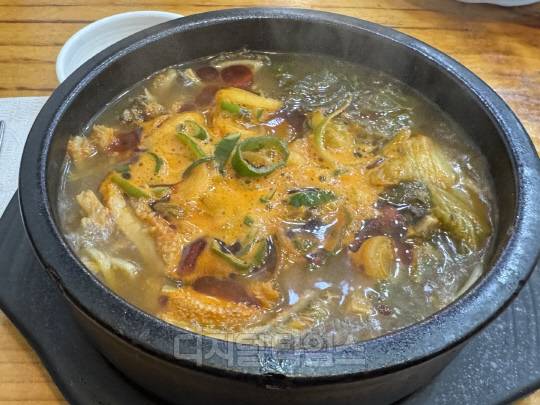 서대문구 방일해장국의 선지해장국. 정래연기자