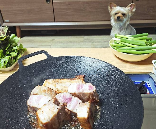 20250531_214136.jpg 저녁 통삼겹 굽고 그 기름에 파전