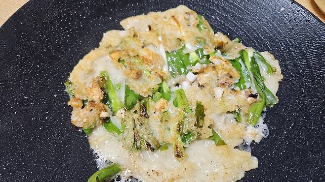 20250531_224818.jpg 저녁 통삼겹 굽고 그 기름에 파전