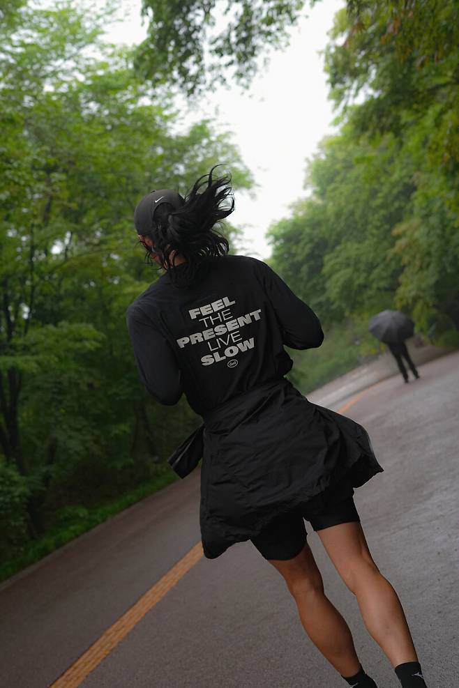 매일 달리는 일은 마음의 근육을 키워준다. 하루도 빠지지 않고 무언가를 하는 것은 그것이 무엇이든 내면을 풍성하게 한다. 성동욱 제공