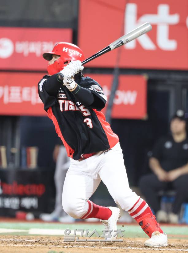 현재 종아리 부상으로 1군 엔트리에서 제외된 상태인 KIA 주전 2루수 김선빈. IS 포토