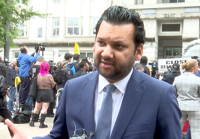 아몰 신하 변호사. 미국시민자유연맹 뉴저지 지부 사무국장