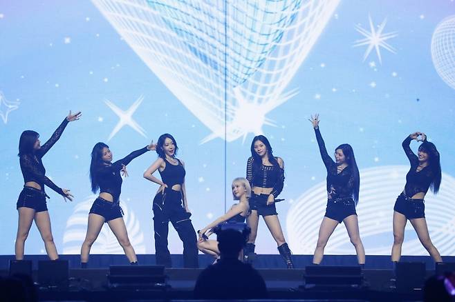 그룹 비비지 /사진=위버스콘 페스티벌 제공