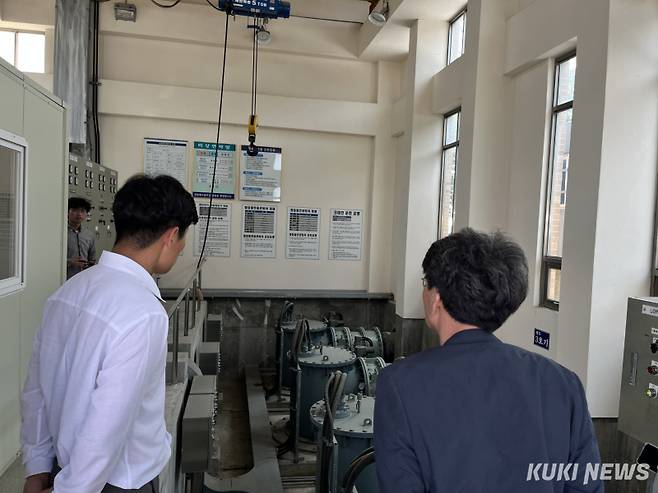 충남도가 여름철 자연재난 대응체계 점검을 마치고 본격 가동을 시작했다. 사진은 홍성 삼봉배수펌프장 점검 모습.