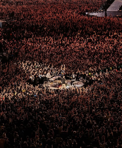 지난 4월 경기도 고양종합운동장에서 열린 콜드플레이 내한 공연 [사진 = 콜드플레이 인스타그램]