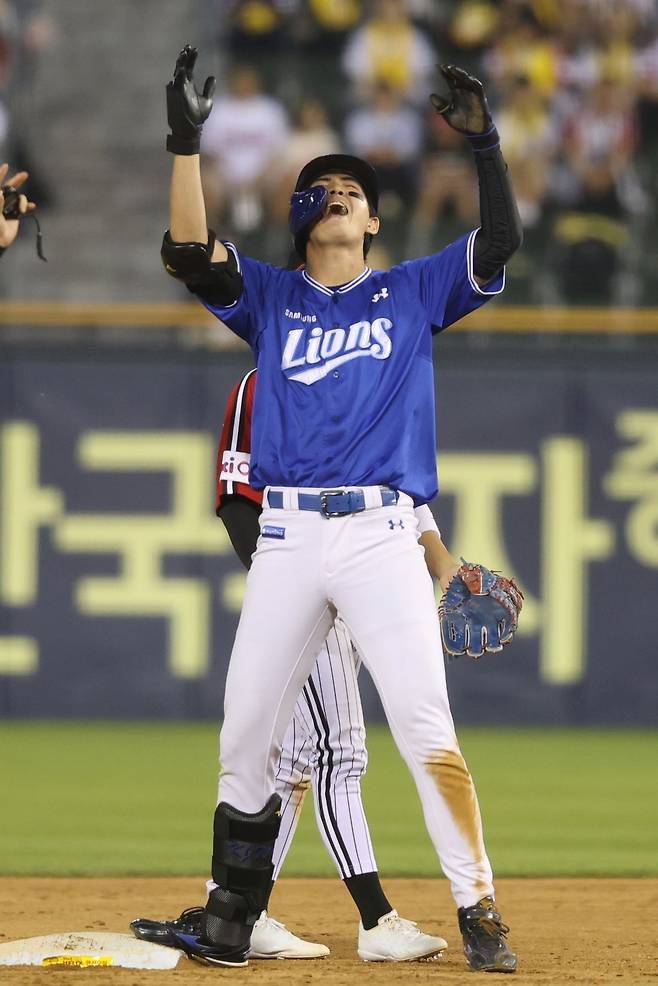 환호하는 삼성 구자욱. 삼성 라이온즈 제공