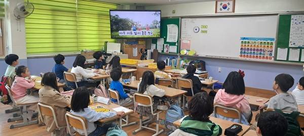 학교로 찾아가는 관계 형성 프로그램의 모습. 평택교육지원청 제공.
