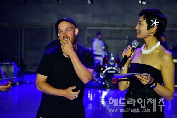 카발리에 사운드(Cavalier Sound)'의&nbsp;콜린 제인스 고든(미국).