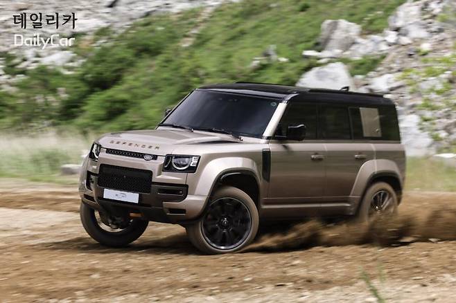 랜드로버, 올 뉴 디펜더 OCTA