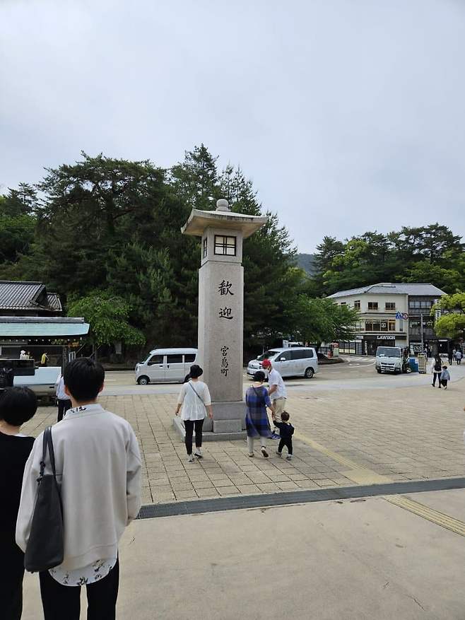 3fb8c32fffd711ab6fb8d38a4480766de22a393c762b2d7c2dd88855f5e9022f4791dfc78d7338125337fb8e98ae