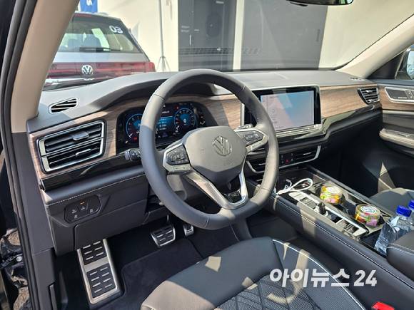 폭스바겐 '신형 아틀라스' 1열 인테리어. [사진=김종성 기자]