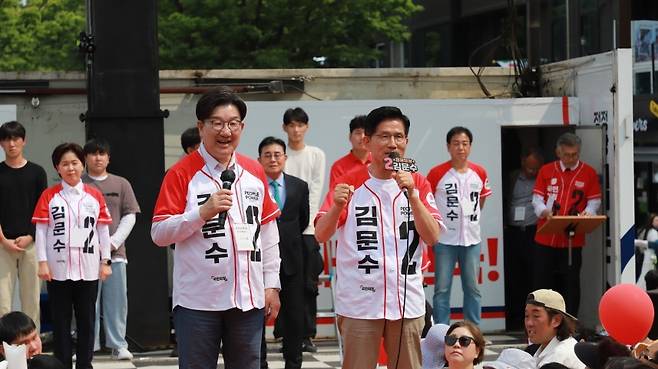 권성동 국민의힘 공동선대위원장(왼쪽)과 김문수 후보. (권성동 의원 페이스북 캡처)