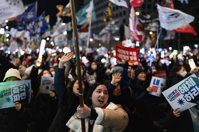 ▲ 탄핵 광장의 시민들 [최형락]&nbsp;