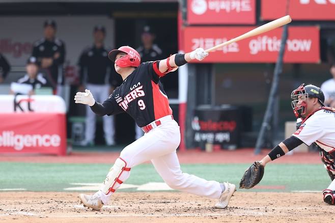 ▲기술적인 타격으로 홈런을 기록한 윤도현 [KIA 타이거즈]