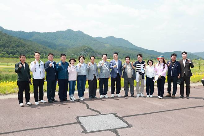 김영록 전남도지사 화순파크골프장 현장 방문 기념사진. 전남도 제공