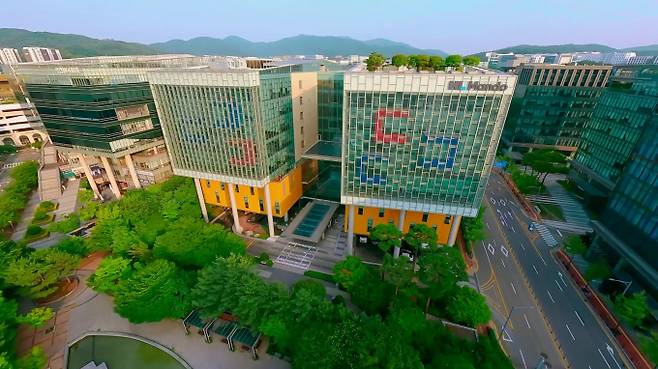 HL만도가 중국 시장 성장세를 발판 삼아 꾸준한 실적 오름세를 보이고 있다. 사진은 HL만도의 판교 R&D센터. /사진=HL만도