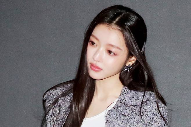 오마이걸 유아가 사람엔터테인먼트에 새둥지를 틀었다. 사진은 2023년 2월1일 서울 성동구 성수동 오우드에서 진행된 '다이슨 스타일 랩' 오픈 행사에 참석한 유아의 모습. /사진=머니투데이