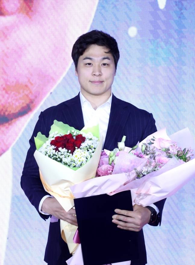 경기 부문 수상자 최정만. /사진=대한씨름협회