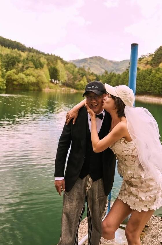 최여진(오른쪽)과 남편 김재욱 씨/최여진 인스타그램