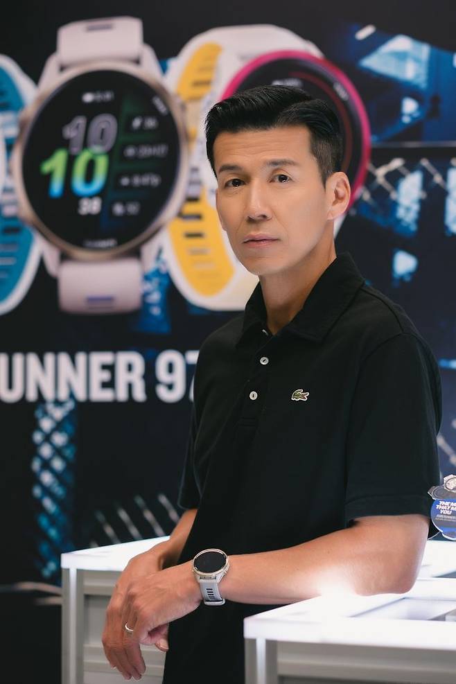 유튜버 및 기부천사로 활동 중인 션. ⓒ 가민