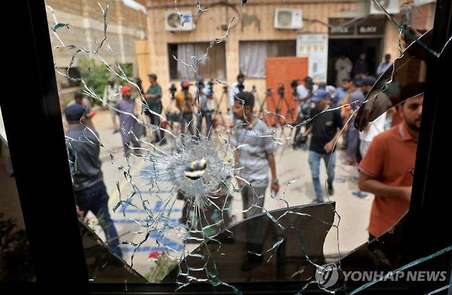 3일 파키스탄 카라치 외곽 말리르 교도소의 깨진 유리창. /사진=연합뉴스