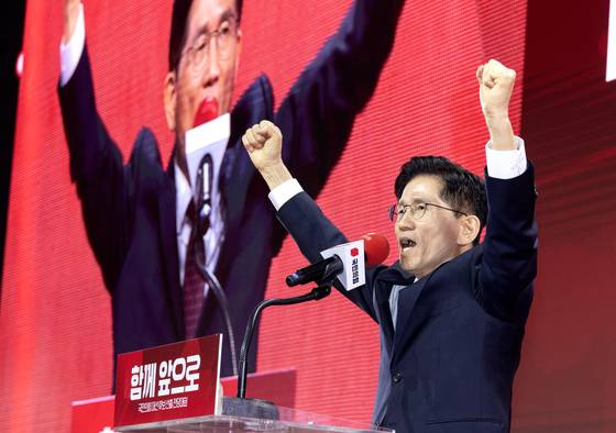 국민의힘 대선 후보로 뽑힌 김문수 후보가 지난 5월 3일 후보 수락연설을 하고 있다. 뉴스1