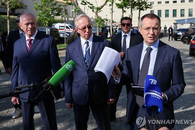 이스탄불 2차 협상 참가한 러시아 대표단 [타스 연합뉴스. 재판매 및 DB 금지]