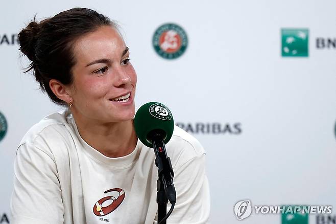 8강 진출 후 인터뷰하는 보아송 [AFP=연합뉴스]