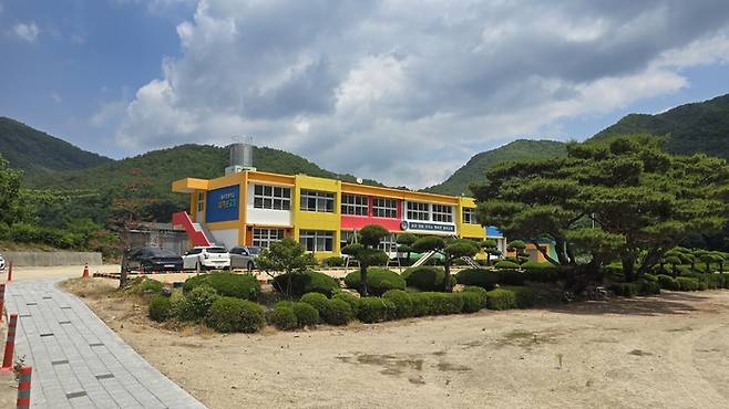 안동시 예안면 삼계리의 월곡초등학교 삼계분교장<정운홍기자>