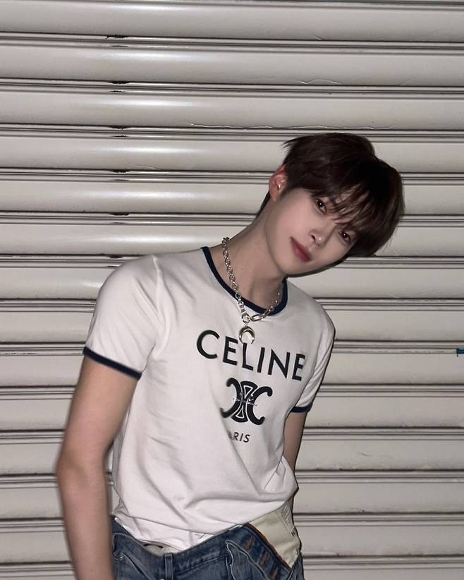 인스타그램 @zb1official