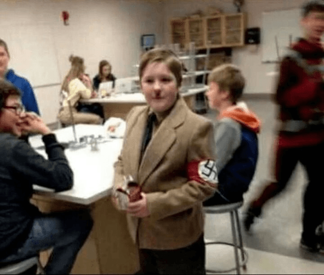 IMG_2758.png ????? : ER로 끝나는것 차림으로 보내주세요