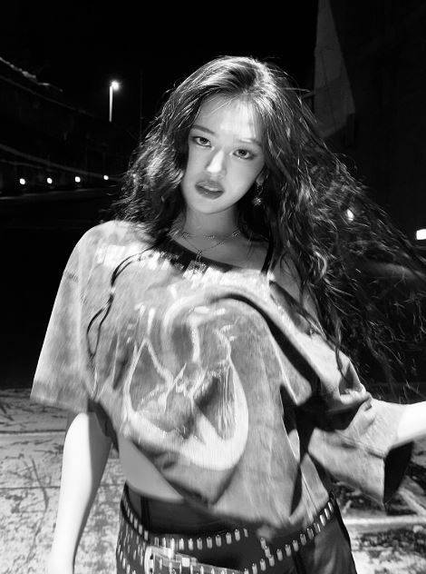 사진=안유진 소셜미디어