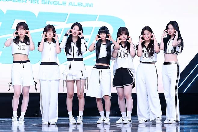 WM엔터테인먼트의 7인조 걸그룹 유스피어의 데뷔 쇼케이스가 4일 오후 4시, 서울 마포구 SBS 프리즘타워에서 열렸다. WM엔터테인먼트 제공