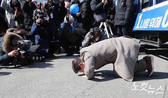황진환 기자