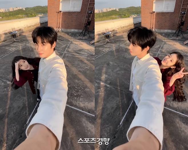 아이유 공식 SNS 계정 캡처