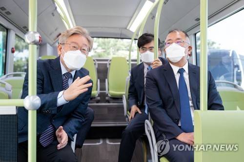현대차그룹 정의선 회장 만난 이재명 당선인 [연합뉴스 자료사진]