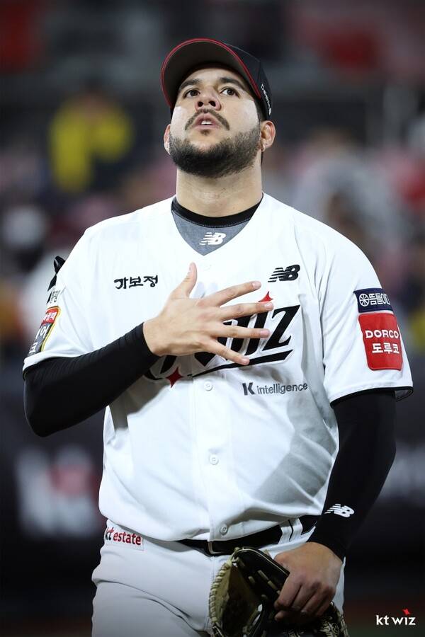 KT 위즈 엔마누엘 데 헤이수스