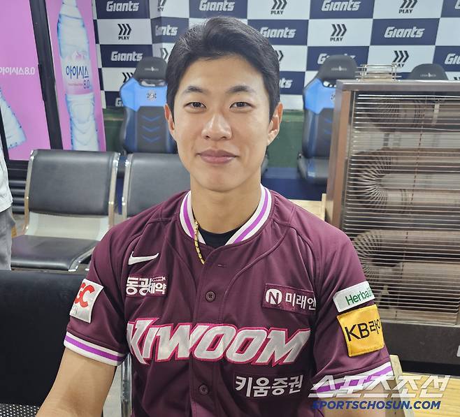 인터뷰에 임한 송성문. 김영록 기자