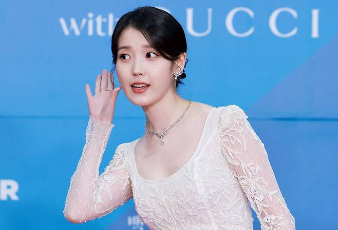 가수 겸 배우 아이유./뉴스1