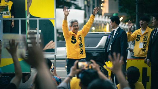 ▲ 6월2일 저녁 권영국 민주노동당 대선 후보가 서울 종로 보신각 앞에서 선거 유세 활동을 했다. 사진=민주노동당 홈페이지