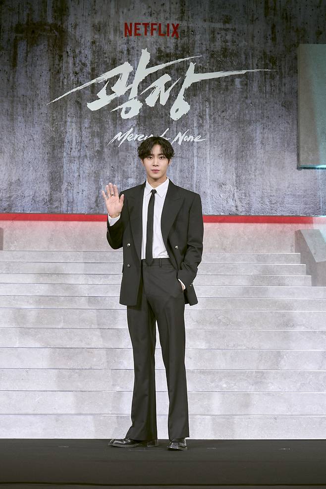 5일 넷플릭스 시리즈 ‘광장’ 제작발표회에서 배우 추영우가 포즈를 취하고 있다 [넷플릭스 제공]