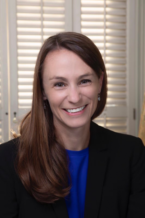 시나 체스트넛 그라이튼스 미국 텍사스대 오스틴 교수는 최근 서울신문과의 인터뷰에서 “한미동맹, 특히 경제동맹 강화를 위해 미국 내 한국학 프로그램의 영역 및 전파 지역 확대를 모색해야 한다”고 강조했다. 텍사스대 오스틴 제공