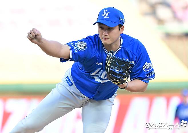 삼성 라이온즈 우완 최원태가  4일 인천 SSG랜더스필드에서 열린 2025 신한 SOL Bank KBO리그 SSG 랜더스와의 팀 간 8차전에 선발등판, 5⅓이닝 7피안타 1볼넷 6탈삼진 4실점으로 패전투수가 됐다. 사진 엑스포츠뉴스 DB