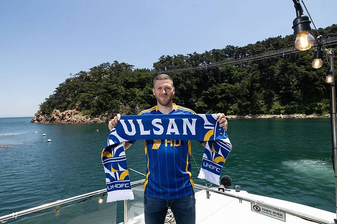 울산 HD에 입단한 밀로시 트로야크. [울산 HD 제공. 재판매 및 DB 금지]