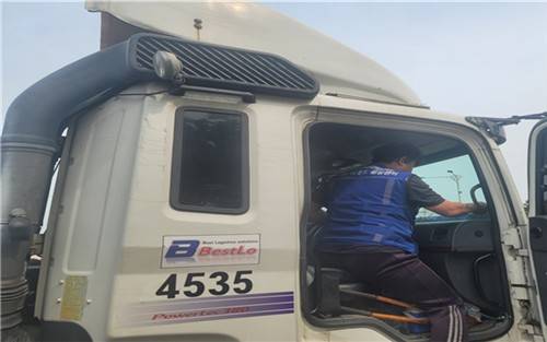 디지털 운행기록장치 무상 점검 모습 [한국교통안전공단 제공. 재판매 및 DB 금지]