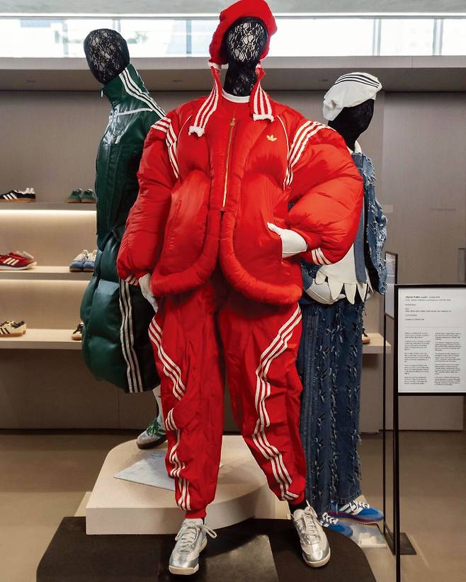 준태 킴이 새롭게 해석한 아디다스 오리지널스의 커스텀 아트피스 컬렉션.