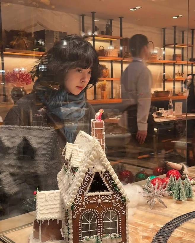 나의 겨울나기. 크리스마스도 조아하고 고구미 슈톨렌 트리 캐롤 눈 방어 딸기 다 좋아하지만 그 중 제일인 붕어빵 사랑해._20250606_104109_889.jpg 매력적인 페이스의 배우 서은수