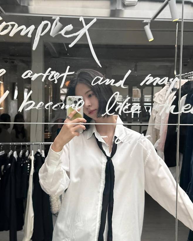 모두 행운이 넘치는 5월이 되주세요 !🫧☔️🫟🍀🫧_20250606_104110_030.jpg 매력적인 페이스의 배우 서은수